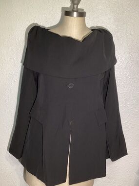 Sierra Darien women’s black off shoulder one button blazer size large